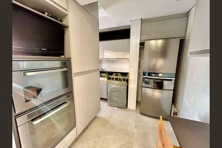 10_photo/94ce0251b7.5b61962e15978c60-ATLAS-7cb37aae-cae3-4c82-8ac7-92fbabd76bfa.jpg de apartamento à venda com 3 quartos, 120m² em Embaré, Santos