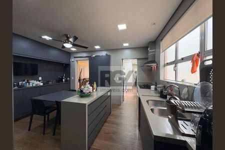 5_photo/94ce0251c9.1c80352c603f6485-ATLAS-1d1d4853-d6e2-4a1e-bb34-f95d2d8a4e12.jpg de apartamento à venda com 3 quartos, 155m² em Embaré, Santos