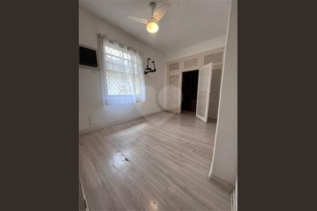 33_photo/94ce0251fb.461d42f4ca67fa43-ATLAS-77d7ce43-e693-40a8-aeac-1db5e42217d5.jpg de casa à venda com 4 quartos, 310m² em Embaré, Santos