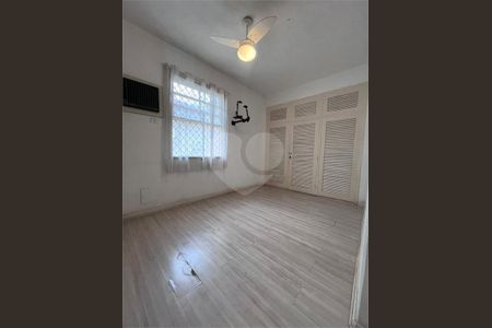 29_photo/94ce0251fb.461d42f4ca67fa43-ATLAS-906de5f4-1640-416c-a3db-d61dccbb9db2.jpg de casa à venda com 4 quartos, 310m² em Embaré, Santos