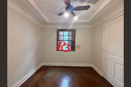 65_photo/94ce02522d.59abdc00308a7dc6-ATLAS-77a8e70e-e574-4632-a8f9-0b0d2d457727.jpg de casa à venda com 4 quartos, 139m² em Embaré, Santos