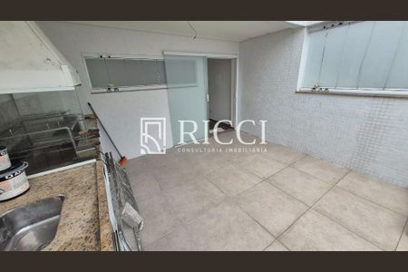 2_photo/94ce025283.38153d79977beed0-ATLAS-101b22e8-d8b7-4f8f-b231-e83796fd33c8.jpg de casa à venda com 4 quartos, 230m² em Embaré, Santos