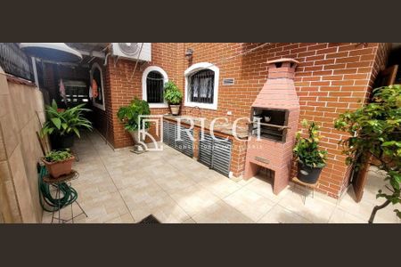 15_photo/94ce025287.719fbdc320448c84-ATLAS-55db1fb5-b04b-4999-8880-c7ea46e46e9a.jpg de casa à venda com 3 quartos, 240m² em Embaré, Santos