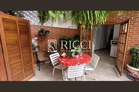 39_photo/94ce025287.719fbdc320448c84-ATLAS-7257ba87-b1bf-4684-bebc-d6efc4aa4a6b.jpg de casa à venda com 3 quartos, 240m² em Embaré, Santos