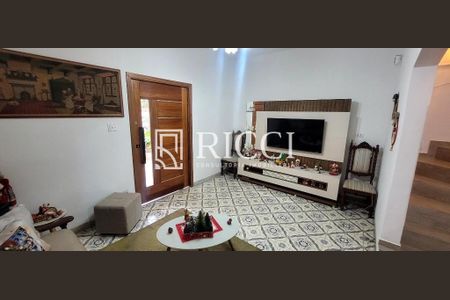 4_photo/94ce025287.719fbdc320448c84-ATLAS-d9df2f02-7b00-4f01-a225-06d9e0b4392e.jpg de casa à venda com 3 quartos, 240m² em Embaré, Santos