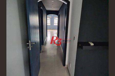 21_photo/94ce02528f.7a37549eceeba21f-ATLAS-a003a8d3-db4d-4bf0-87aa-d0cff0d07c77.jpg de casa à venda com 3 quartos, 180m² em Embaré, Santos