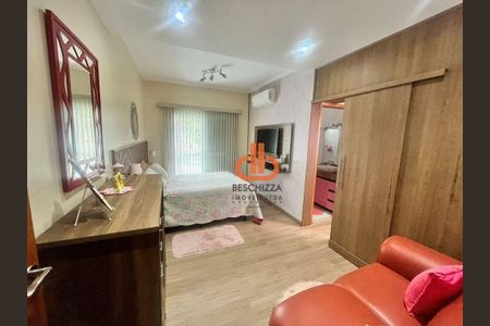 9_photo/94ce025293.b6ca566554ebb534-ATLAS-991734bb-e545-4432-a895-2f5d78bd361b.jpg de casa à venda com 3 quartos, 150m² em Embaré, Santos