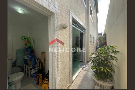 22_photo/94ce0252b3.16787a6ea0be7e8a-ATLAS-2ab5bb5b-a2c1-4873-93fc-7d94f6ad621f.jpg de casa à venda com 3 quartos, 127m² em Embaré, Santos