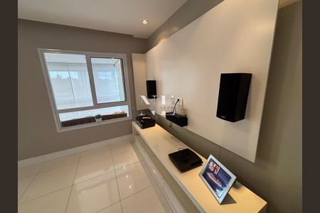 11_photo/94ce0252bf.e6f02a1e96aef2b1-ATLAS-074254e0-01e9-43bc-9723-a3d4cf036622.jpg de apartamento à venda com 3 quartos, 155m² em Embaré, Santos