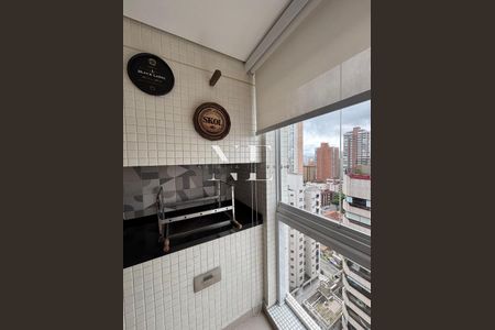 3_photo/94ce0252bf.e6f02a1e96aef2b1-ATLAS-96e2f384-a176-4aeb-83e2-aef9116522f9.jpg de apartamento à venda com 3 quartos, 155m² em Embaré, Santos