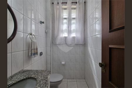 11_photo/94ce0252eb.8ca146e4695ff152-ATLAS-1828d65c-a2e0-4da8-965e-51dab23872e9.jpg de casa à venda com 6 quartos, 353m² em Embaré, Santos