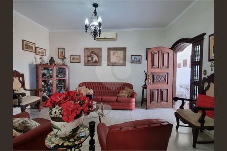 4_photo/94ce0252eb.8ca146e4695ff152-ATLAS-1bbc1bda-2abe-4cba-990e-75a13b2e301e.jpg de casa à venda com 6 quartos, 353m² em Embaré, Santos