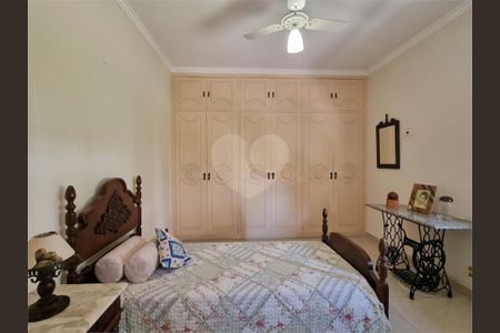 9_photo/94ce0252eb.8ca146e4695ff152-ATLAS-39449eb8-c8ee-4e40-b040-e55b49ba9a9c.jpg de casa à venda com 6 quartos, 353m² em Embaré, Santos