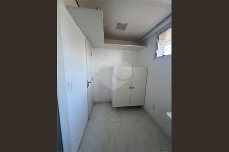 3_photo/94ce0252fb.7954feb32d1ae247-ATLAS-0f9e5d76-7489-4ebb-bc59-e78036af996b.jpg de apartamento à venda com 3 quartos, 150m² em Embaré, Santos