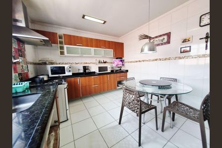 5_photo/94ce0252ff.2d5b66cf4807465a-ATLAS-c2141e97-c5cc-4df8-bb02-b652678573fc.jpg de casa à venda com 3 quartos, 156m² em Aparecida, Santos