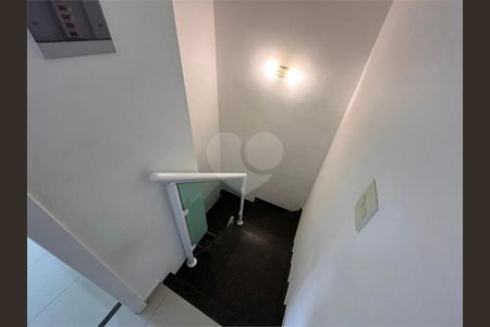 29_photo/94ce0252ff.42fc04046762a4be-ATLAS-bc7aec38-d92f-4f11-b3f3-79001b6ec9dd.jpg de casa à venda com 3 quartos, 155m² em Embaré, Santos