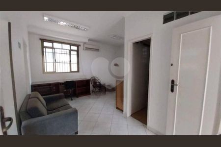 6_photo/94ce025317.b88c9f23dde11cca-ATLAS-27b7e1bd-802c-4a30-ab58-1bcc598b276f.jpg de casa para alugar com 4 quartos, 250m² em Embaré, Santos