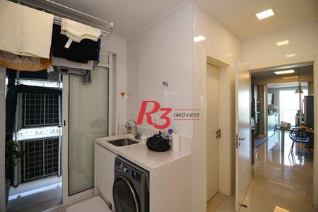 4_photo/94ce025357.3d4a1740bb4911b7-ATLAS-5e888e49-24de-428e-8d65-d2eb2ee81ff0.jpg de apartamento à venda com 4 quartos, 277m² em Embaré, Santos