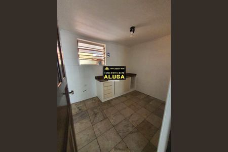22_photo/94ce025387.74a96c0b2c4b8c29-ATLAS-ef7165f6-cd35-48cf-a466-876f440f14e1.jpg de casa para alugar com 3 quartos, 188m² em Embaré, Santos