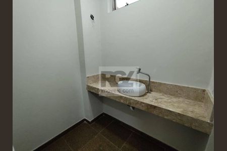 7_photo/94ce0253af.dc8bbd111761e841-ATLAS-1ac57d8d-f5de-46f9-9b0f-e9e876c499d9.jpg de casa à venda com 3 quartos, 202m² em Embaré, Santos