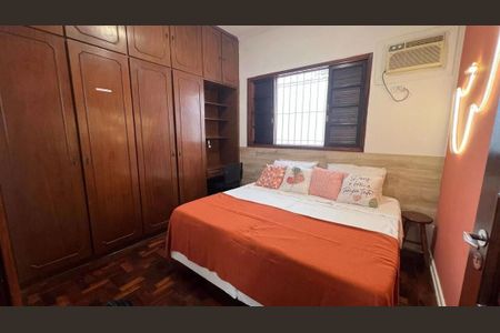 8_photo/94ce0253b3.97484f792a469e2d-ATLAS-53af8d7a-093e-42f6-a706-38fb15df2f3c.jpg de casa para alugar com 4 quartos, 167m² em Embaré, Santos
