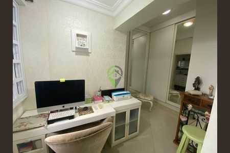 7_photo/94ce0253b5.9a54faa83c3e471c-ATLAS-20c4cc9a-b1e1-4539-b679-43da92f99e5d.jpg de casa à venda com 3 quartos, 210m² em Embaré, Santos