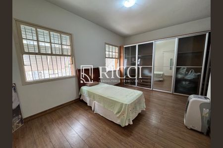 17_photo/94ce02540d.23351eba74f1df34-ATLAS-abc89d00-61af-4e3d-8da5-cdd4f4156679.jpg de casa à venda com 4 quartos, 257m² em Embaré, Santos