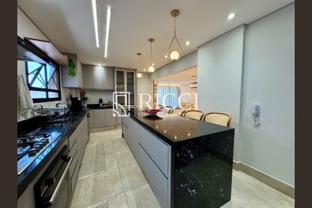 18_photo/94ce02547d.c4d2fc0ae67f886d-ATLAS-07dfdf5f-486b-4c12-8fa4-4fb0affadb21.jpg de apartamento à venda com 4 quartos, 210m² em Embaré, Santos