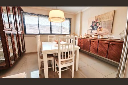 7_photo/94ce0254cb.ec8758d20009ae41-ATLAS-241262b0-fdae-4ae2-aa03-88f06e489d55.jpg de apartamento à venda com 5 quartos, 273m² em Macuco, Santos