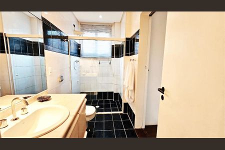 49_photo/94ce0254cb.ec8758d20009ae41-ATLAS-4e1f2be6-932a-4980-9313-2db423678be3.jpg de apartamento à venda com 5 quartos, 273m² em Macuco, Santos