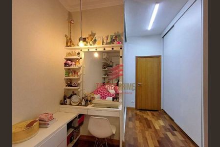 35_photo/94ce0254f1.145bc63f4a49085f-ATLAS-e2aa64e1-7d40-4f5b-a580-dbfd28b5482b.jpg de apartamento à venda com 3 quartos, 233m² em Macuco, Santos