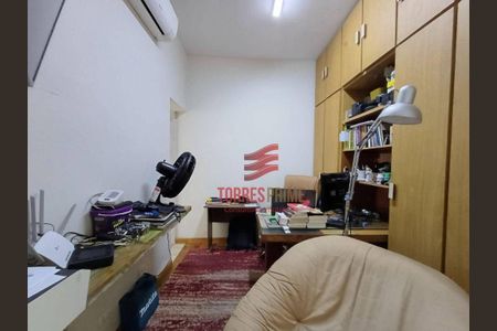 24_photo/94ce0254f1.145bc63f4a49085f-ATLAS-e9a355cb-2f55-426a-a884-e3d059c56179.jpg de apartamento à venda com 3 quartos, 233m² em Macuco, Santos