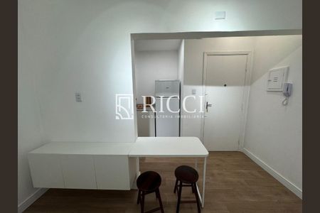 2_photo/94ce02552b.31ffeef33c90e579-ATLAS-4f10c669-266b-4e55-93e8-568916e497f9.jpg de apartamento à venda com 1 quarto, 45m² em Embaré, Santos