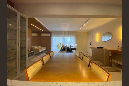 10_photo/94ce026a7f.c78714f2bcac9492-ATLAS-9b4faeb5-5afc-4933-83a9-efcbdf9e9fd8.jpg de apartamento à venda com 3 quartos, 125m² em Ponta da Praia, Santos