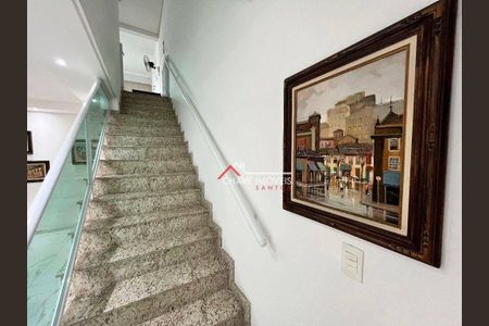 12_photo/94ce026aad.8efd0e021838c0c3-ATLAS-3efb2e28-d10f-45c7-a1b5-0d6afdd5ff78.jpg de casa à venda com 4 quartos, 199m² em Ponta da Praia, Santos