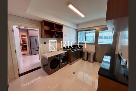 8_photo/94ce026abb.fe52a8e301935ab4-ATLAS-411b058c-db86-4e43-b408-65ea5ba1bd10.jpg de apartamento à venda com 4 quartos, 490m² em Ponta da Praia, Santos