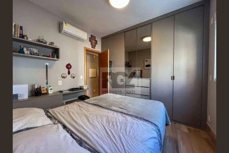 8_photo/94ce026ae7.814fa8f3e8fd2986-ATLAS-2fc448de-a21f-4f29-8f5a-dfdf2c0b1846.jpg de apartamento à venda com 2 quartos, 145m² em Ponta da Praia, Santos