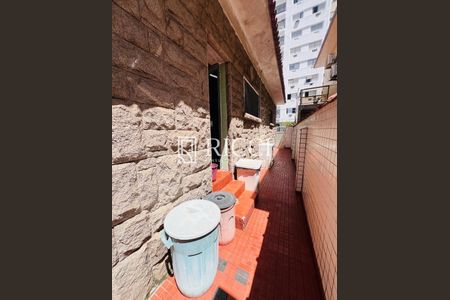 5_photo/94ce026af7.eb4747a7722cd593-ATLAS-20042e4b-78af-4813-94e0-7d052b1deadd.jpg de casa à venda com 2 quartos, 107m² em Ponta da Praia, Santos