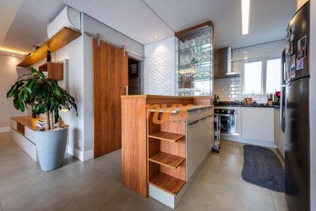 5_photo/94ce026afb.49e5f4e107e90c19-ATLAS-4b129e2d-fa19-438a-8f8c-b0e5ba554b6a.jpg de apartamento à venda com 3 quartos, 110m² em Ponta da Praia, Santos