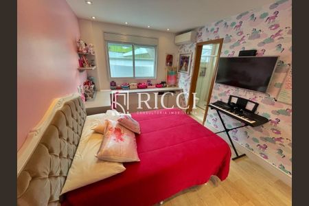 2_photo/94ce026b03.027aeeef0553c1f3-ATLAS-d570c75e-2424-4b1a-9b4e-84f74342c12b.jpg de casa à venda com 4 quartos, 227m² em Ponta da Praia, Santos