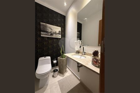 4_photo/94ce026b03.f279df7ab7105e24-ATLAS-1f4aa246-59b0-4767-bdba-25334f4afa2d.jpg de casa à venda com 4 quartos, 240m² em Ponta da Praia, Santos