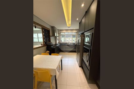 2_photo/94ce026b03.f279df7ab7105e24-ATLAS-7bf6cf35-2850-486c-aeb9-cb4e6a474813.jpg de casa à venda com 4 quartos, 240m² em Ponta da Praia, Santos