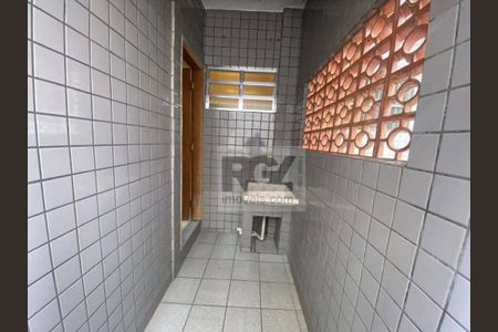 4_photo/94ce026b05.49e5f4e107e90c19-ATLAS-6346eed9-dd25-45d9-b316-1f49f708cc54.jpg de casa à venda com 3 quartos, 143m² em Ponta da Praia, Santos