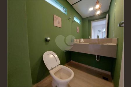 8_photo/94ce026b1b.1c5ee5b12bdcf8f7-ATLAS-a43dd116-3e26-466f-abc4-baf7a174fc4d.jpg de casa à venda com 3 quartos, 240m² em Ponta da Praia, Santos