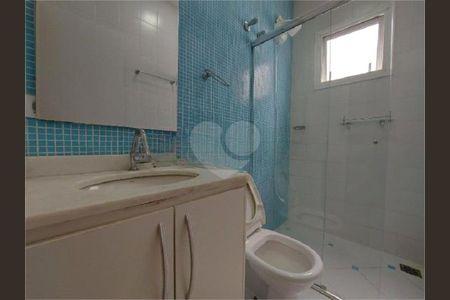 11_photo/94ce026b1b.1c5ee5b12bdcf8f7-ATLAS-a63e7b1e-bc2e-4e49-8019-86870243fba7.jpg de casa à venda com 3 quartos, 240m² em Ponta da Praia, Santos