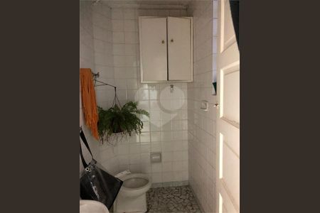 11_photo/94ce026b37.23351eba74f1df34-ATLAS-788b2e9a-97b8-4066-93a7-e3621e70dc45.jpg de apartamento à venda com 3 quartos, 190m² em Ponta da Praia, Santos