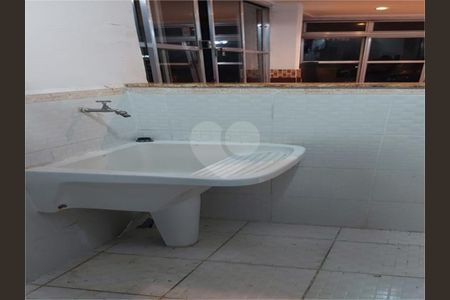 11_photo/94ce026b37.e2451d589f4ca2b2-ATLAS-5e8d956d-dcb8-4a2b-9e7c-a1b98431ec87.jpg de apartamento à venda com 3 quartos, 166m² em Ponta da Praia, Santos