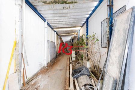 4_photo/94ce026b3d.4cea1a0b3f6bbd2f-ATLAS-65a3b623-c482-4f48-913a-73c5f3a5cc70.jpg de casa à venda com 4 quartos, 258m² em Ponta da Praia, Santos