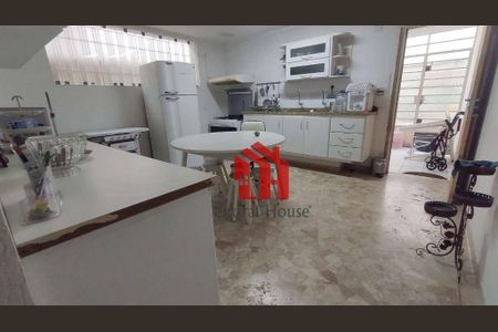 8_photo/94ce026b43.f7e81ba1849dc159-ATLAS-1d51344c-8de8-4e6f-863f-f74ea13c839d.jpg de casa à venda com 3 quartos, 179m² em Ponta da Praia, Santos