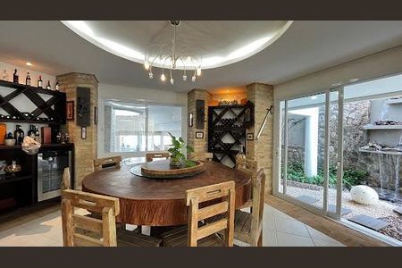 7_photo/94ce026ccf.6fa24c30896ad7dc-ATLAS-e60733cf-063c-415a-b385-6693889c7e3e.jpg de casa à venda com 10 quartos, 1411m² em Porto Ponta da Praia, Santos